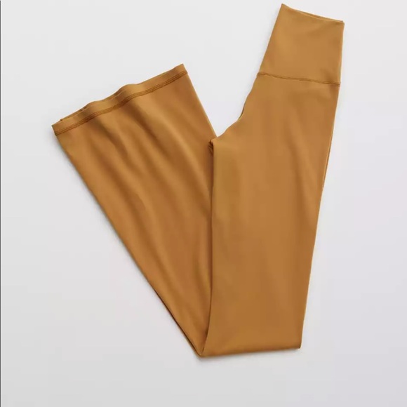 Aerie Offline Real Me Flare Legging - Picture 2 of 4